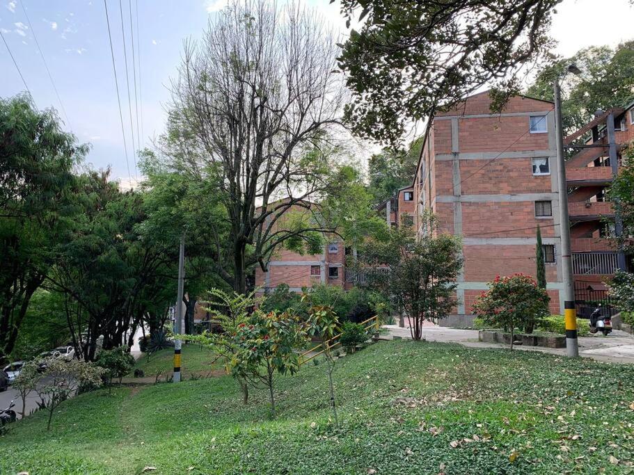 Acogedor Urbanizacion Tricentenario * Medellín