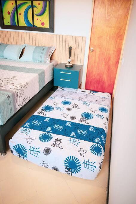 Amplio Duplex Con Terraza Privada. Apartamento Medellín