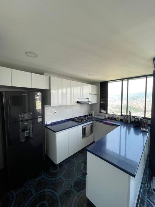 Apartamento Apto De Lujo Las Palmas 3 Br Medellín