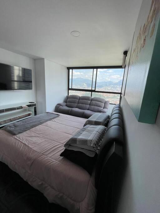 Apto De Lujo Las Palmas 3 Br