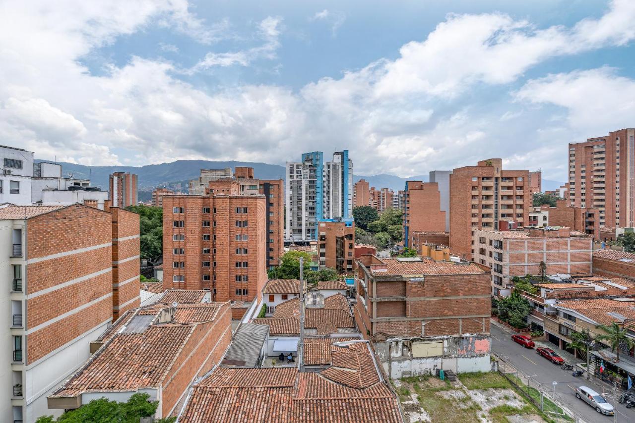 Housy Laureles Medellín
