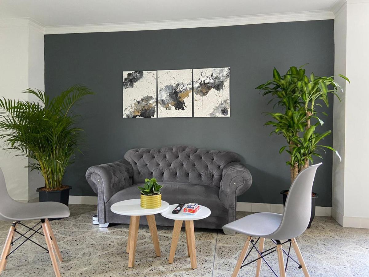 Apartamento En Cerca De Laureles *