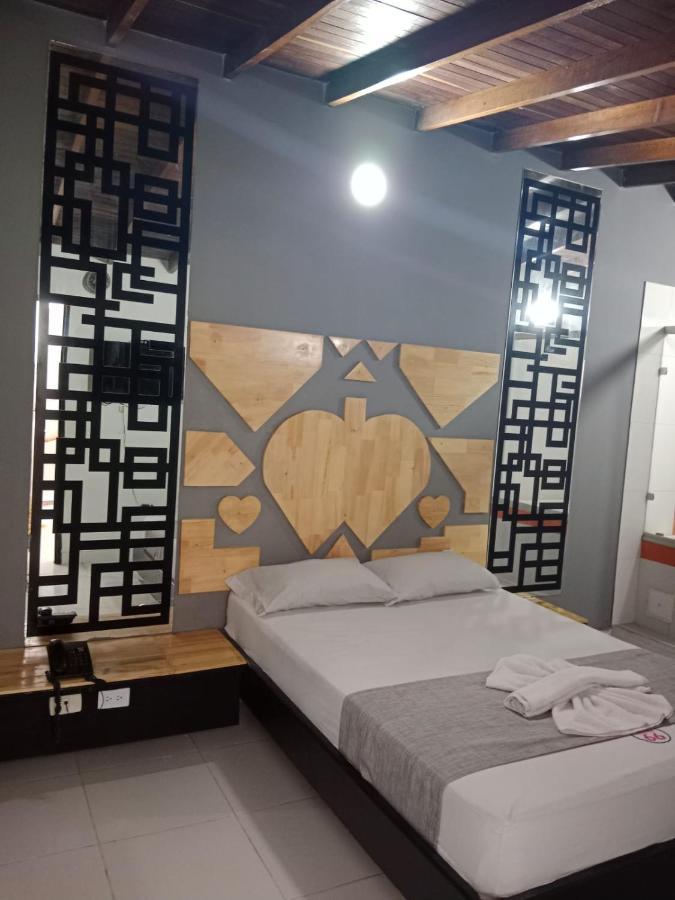 Hostal 66