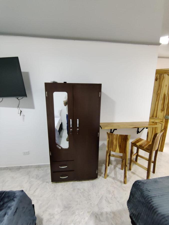 Sevilla Apartamento *