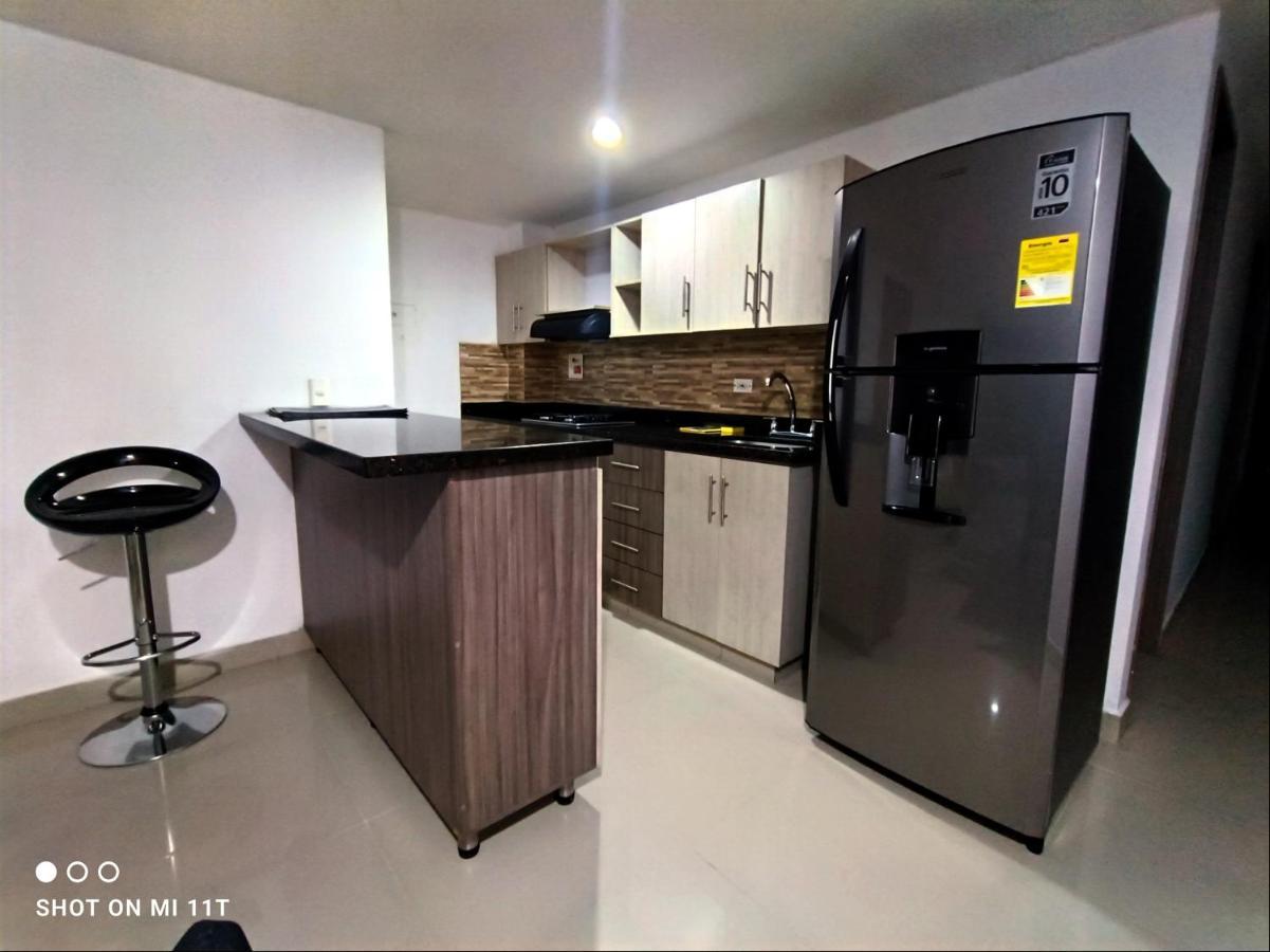 Apartamento Amplio En Apartamento *