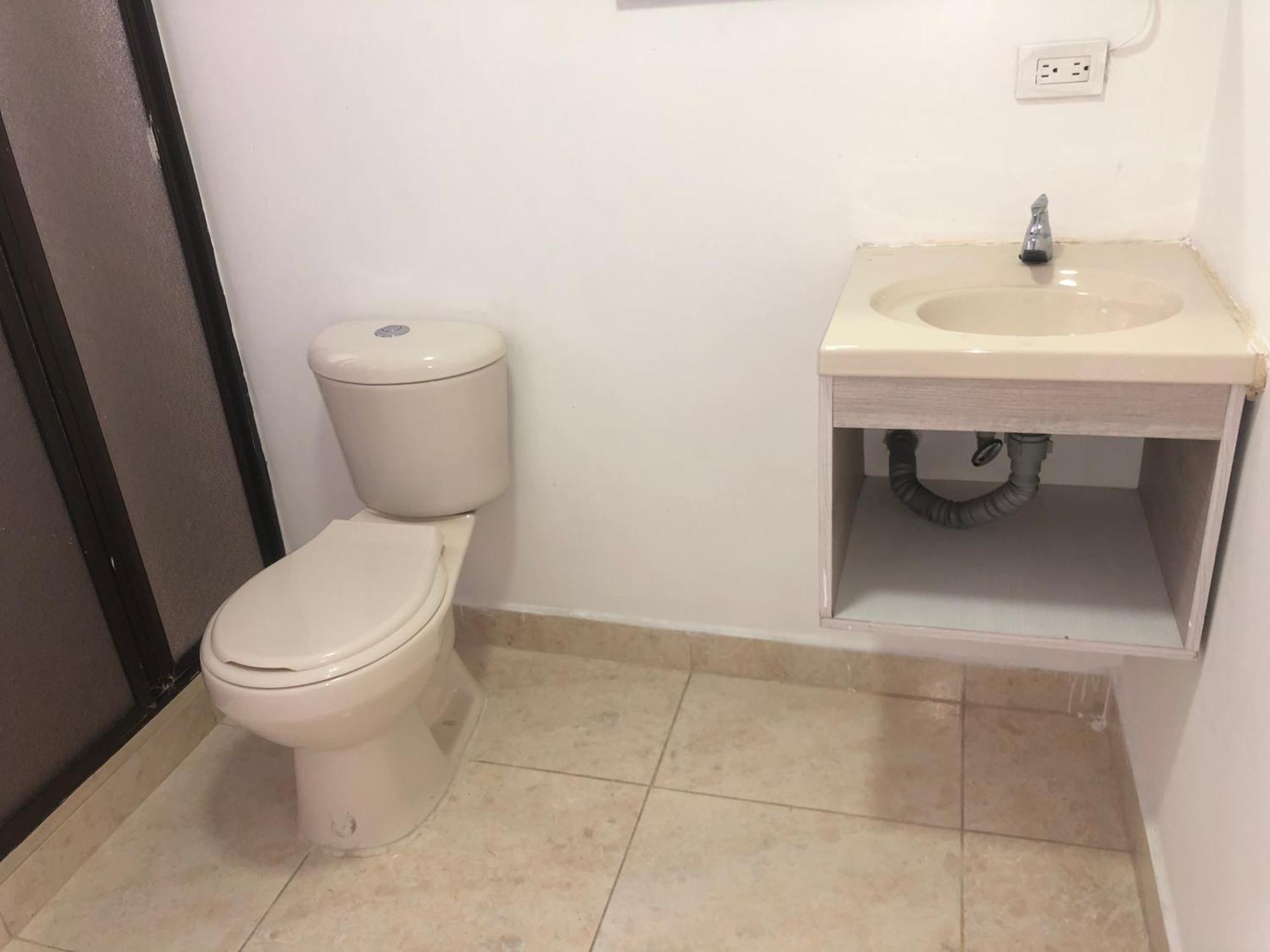 Apartamento Comodo En Laureles , Centrico Y Bien Ubicado Apto 301 *