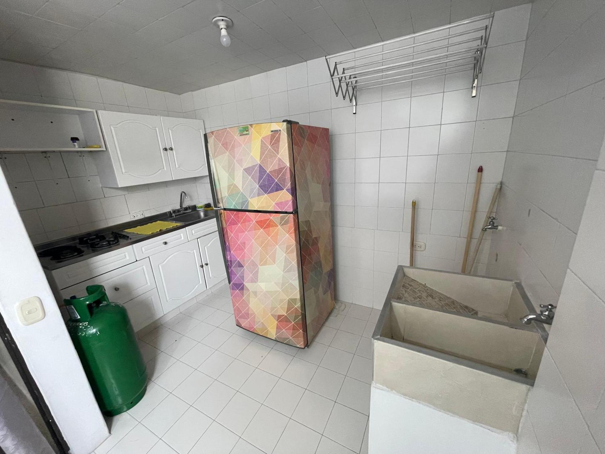 Apartamento Comodo En Laureles , Centrico Y Bien Ubicado Apto 301 Apartamento *