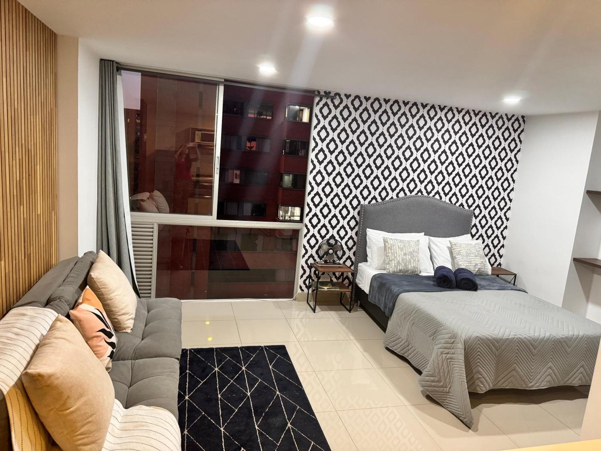 Beautiful Apartment, Exclusive Area In The Poblado *