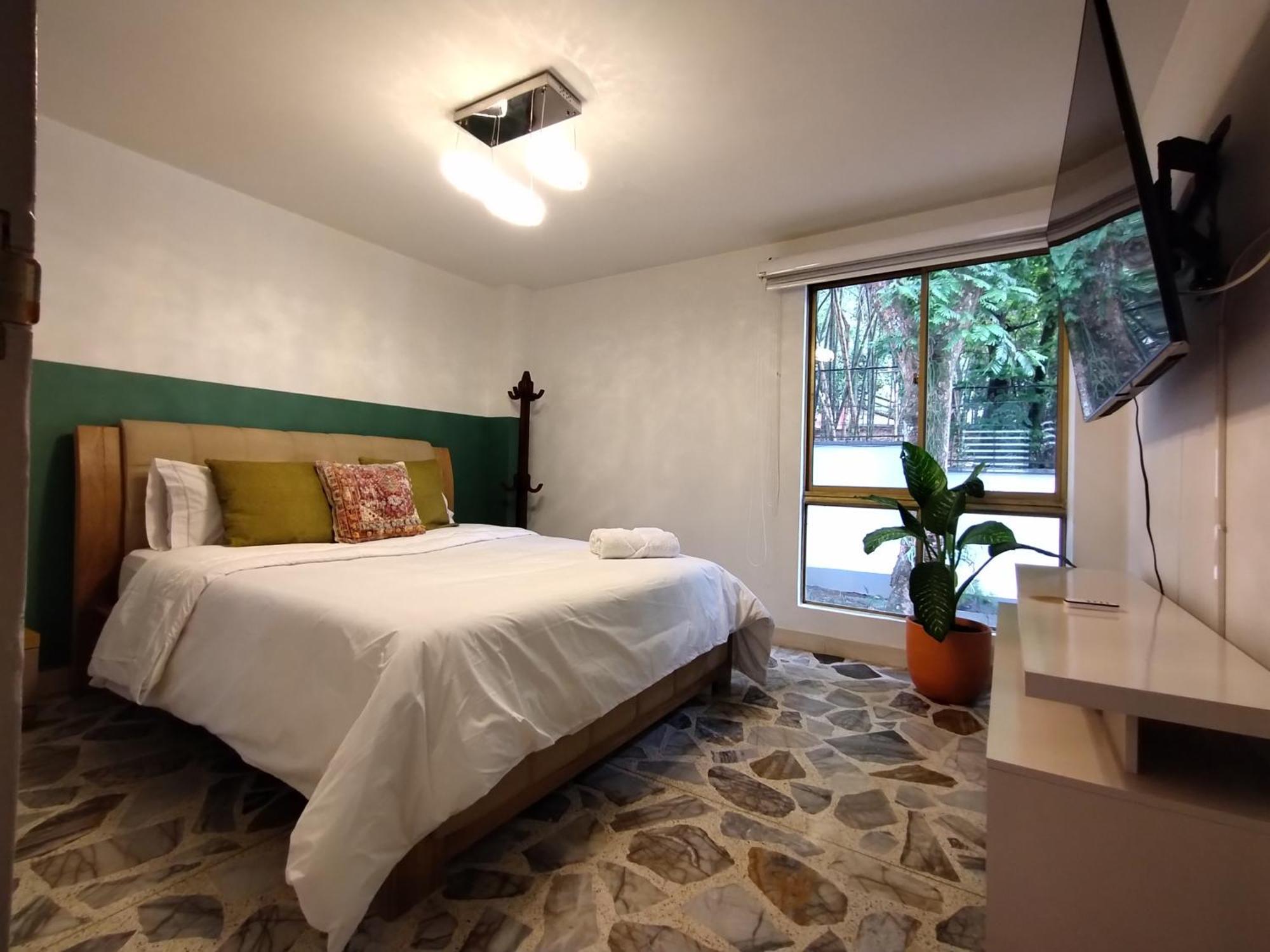 Apartamento El Poblado, La Frontera Medellín