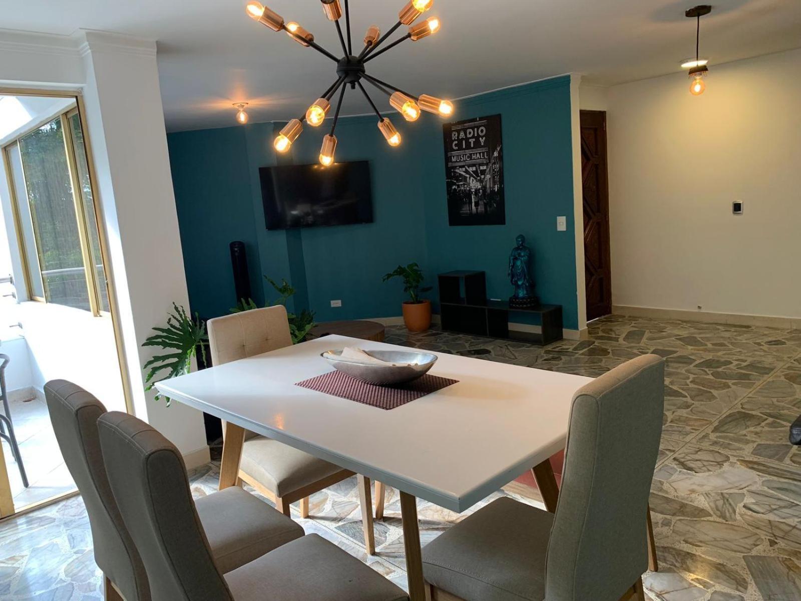El Poblado, La Frontera Apartamento Medellín
