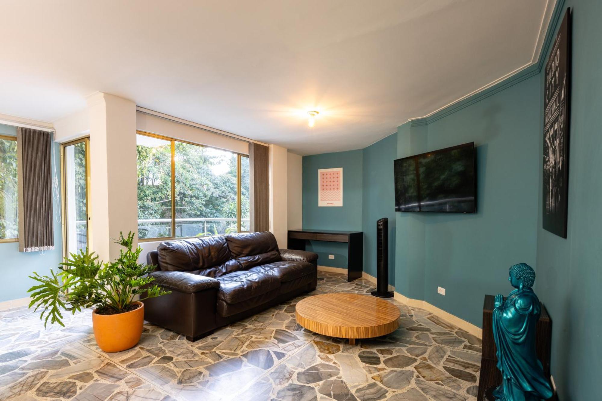 Apartamento El Poblado, La Frontera *