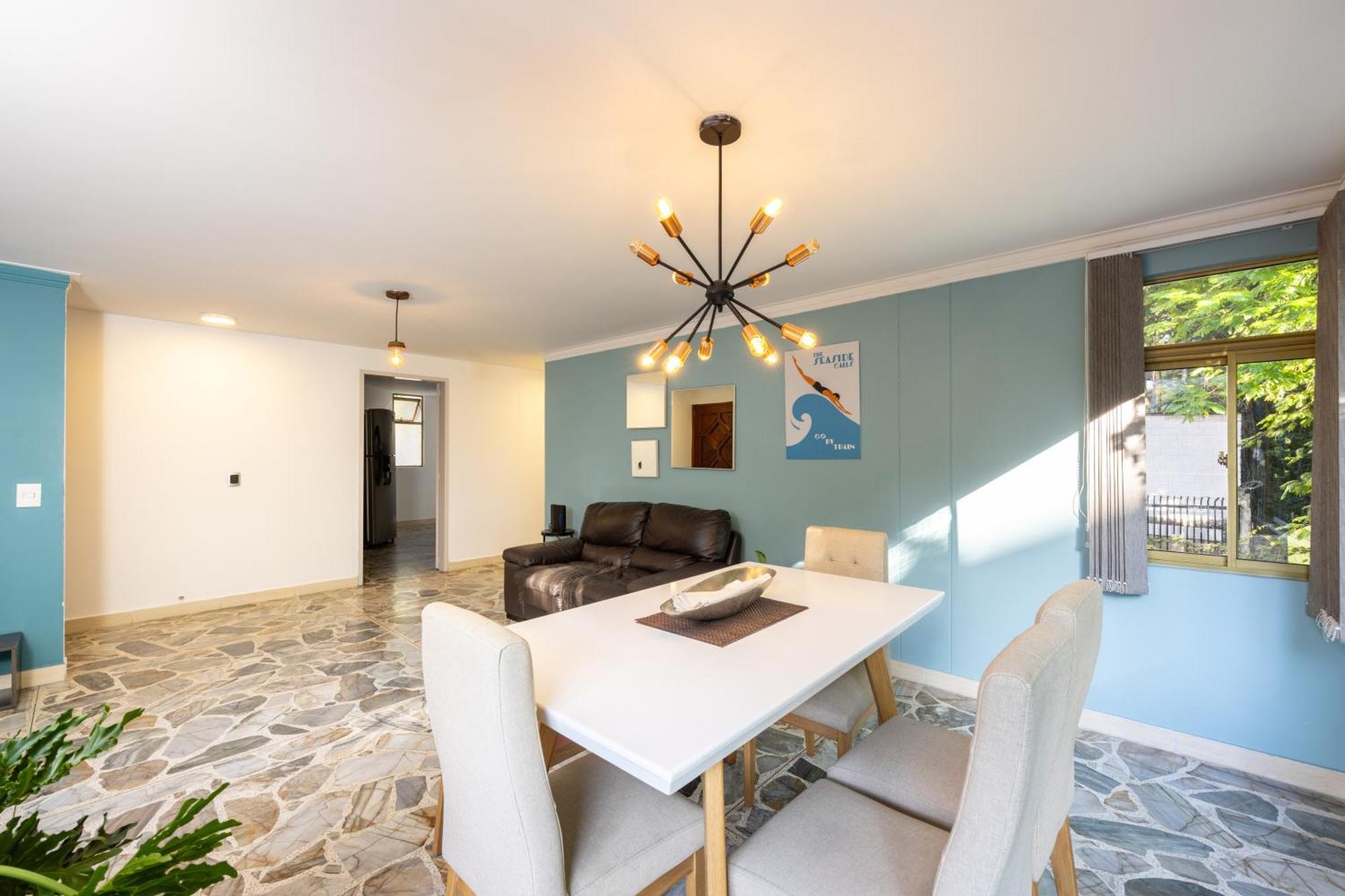 Apartamento El Poblado, La Frontera