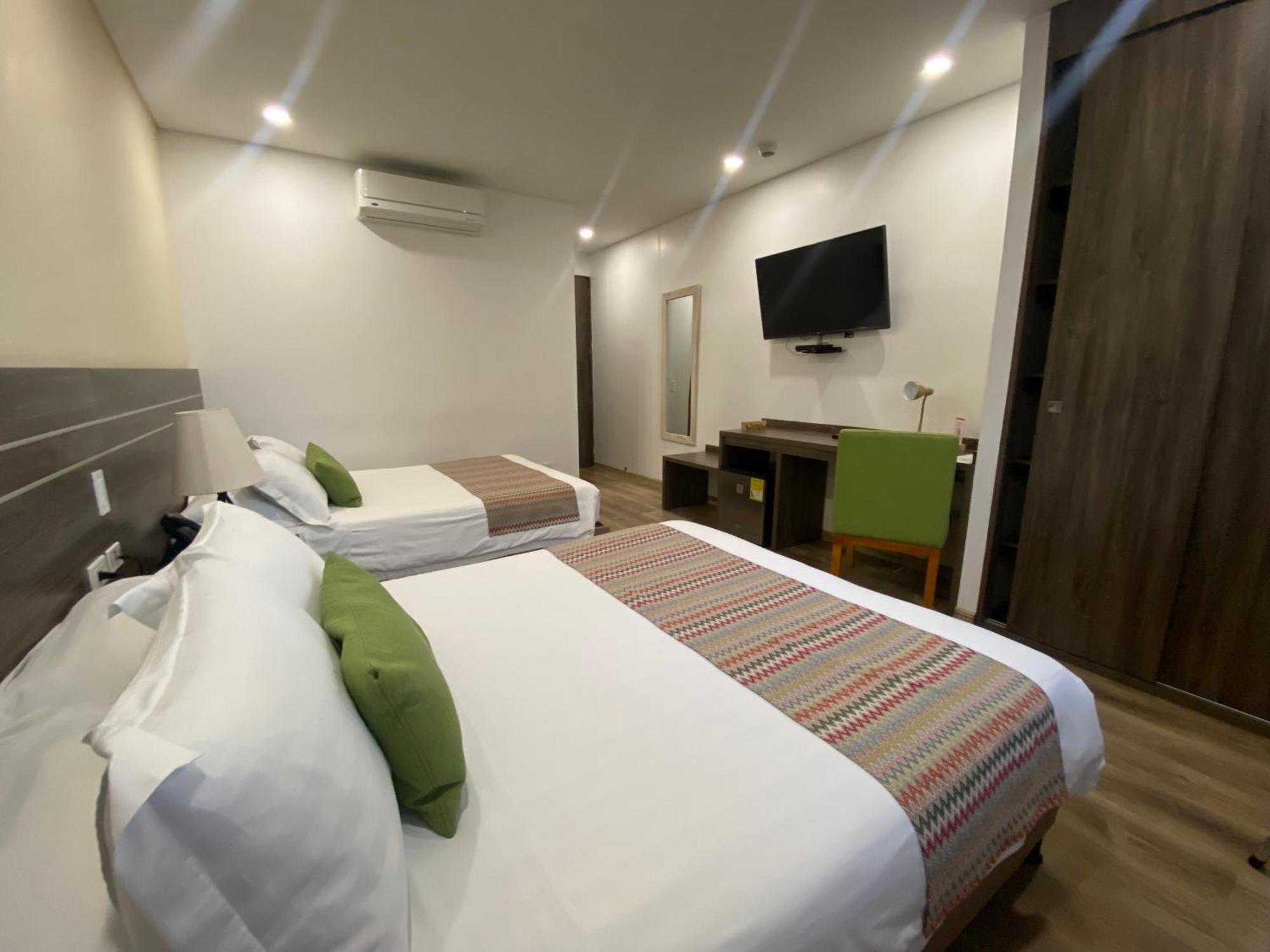 Ecohub 4*