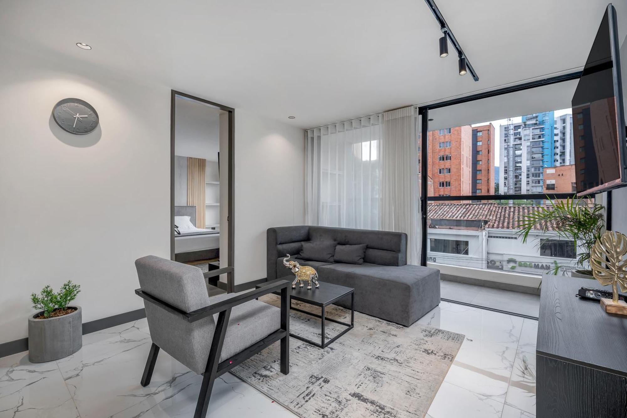 Housy Laureles Medellín