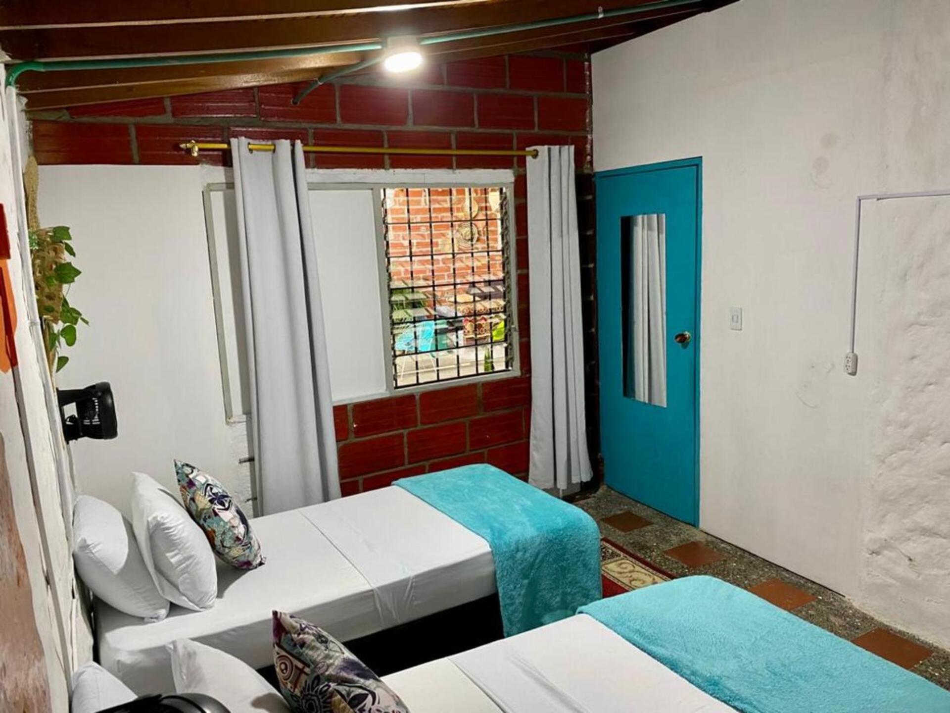 Hostal Spring *