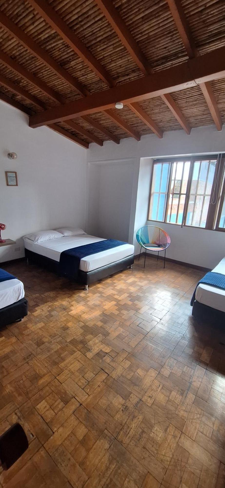 Yolo Hostal Medellín