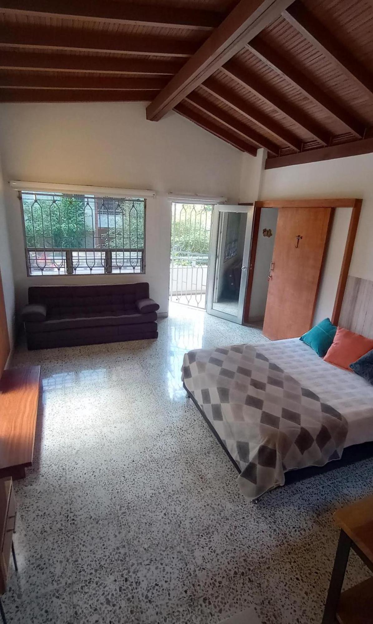 Casa De Lola Pensión