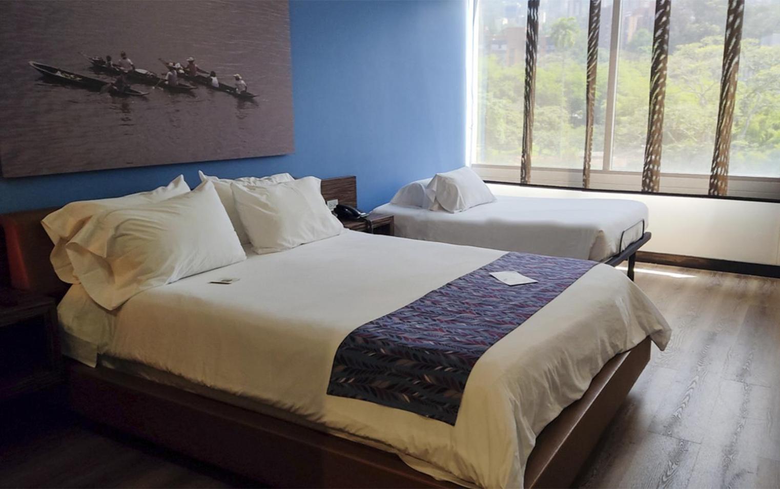 Diez Categoría Colombia Hotel