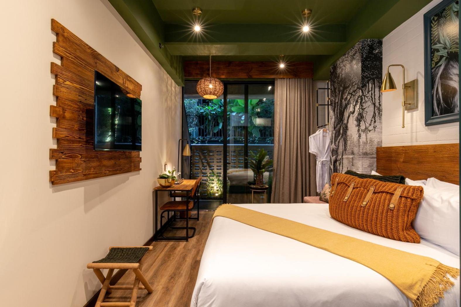 Hotel Celestino Boutique & 4*