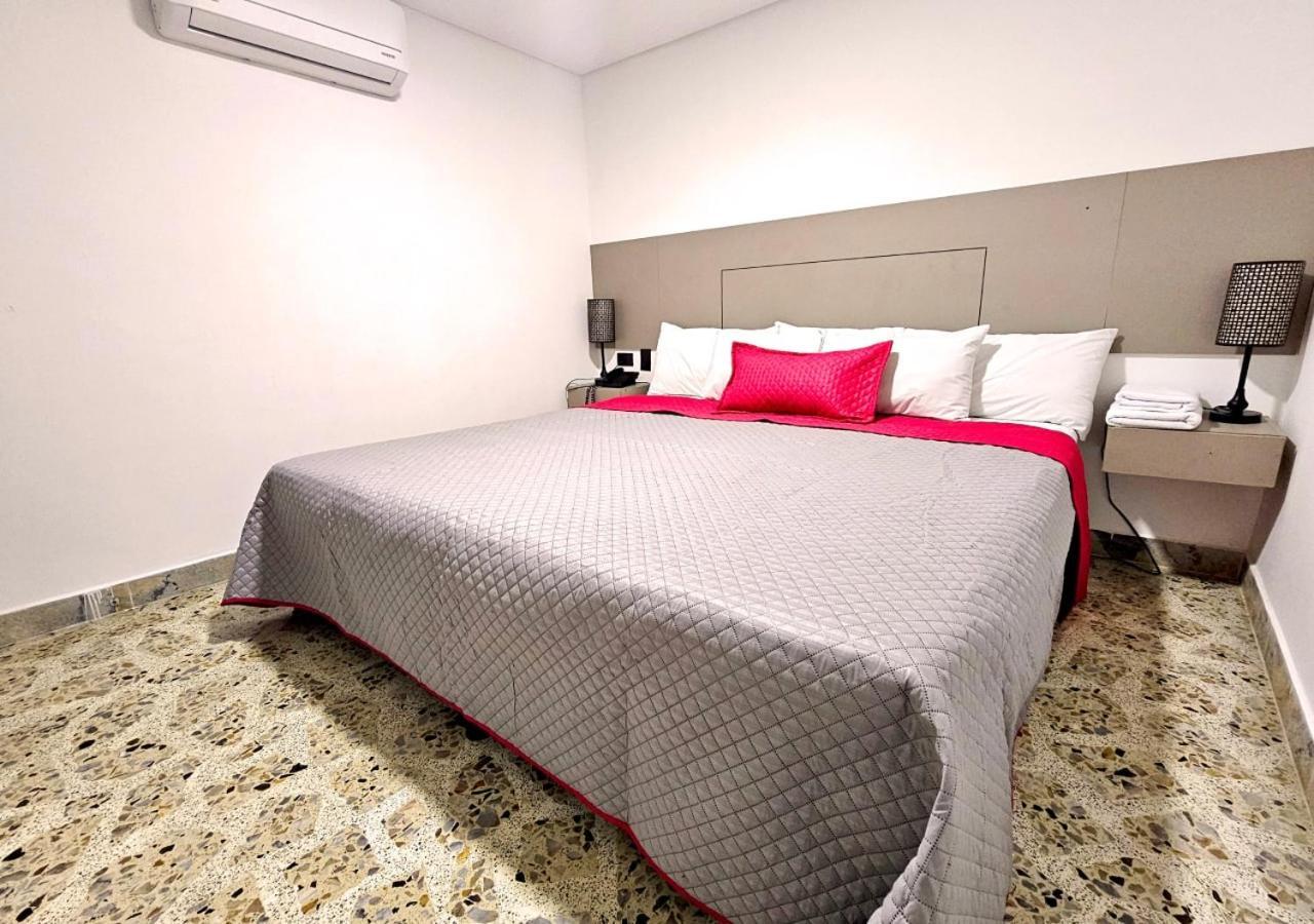 Ofix Hotel