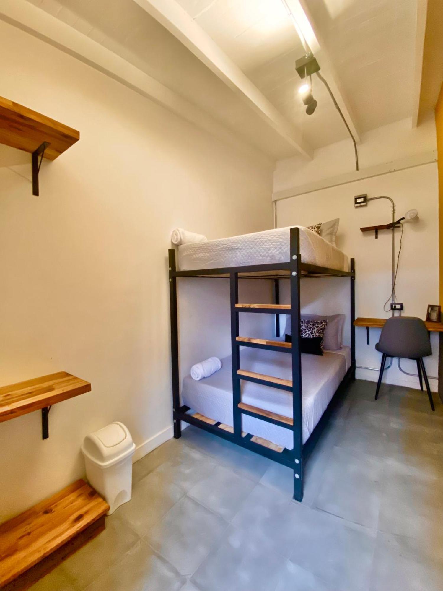 Guest house Casa Mosaiko Primer Parque Laureles Medellin