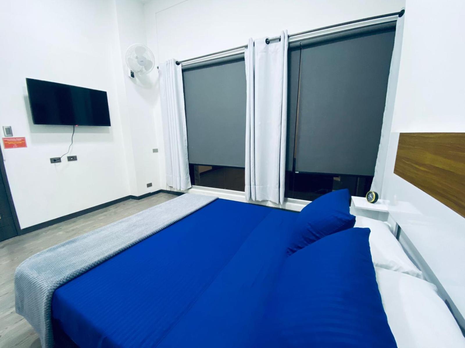 Mi Hotel *