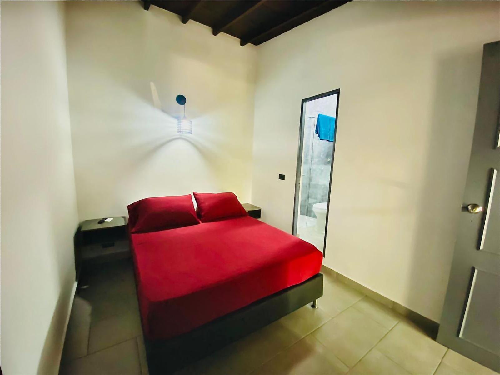 Mi Hotel *
