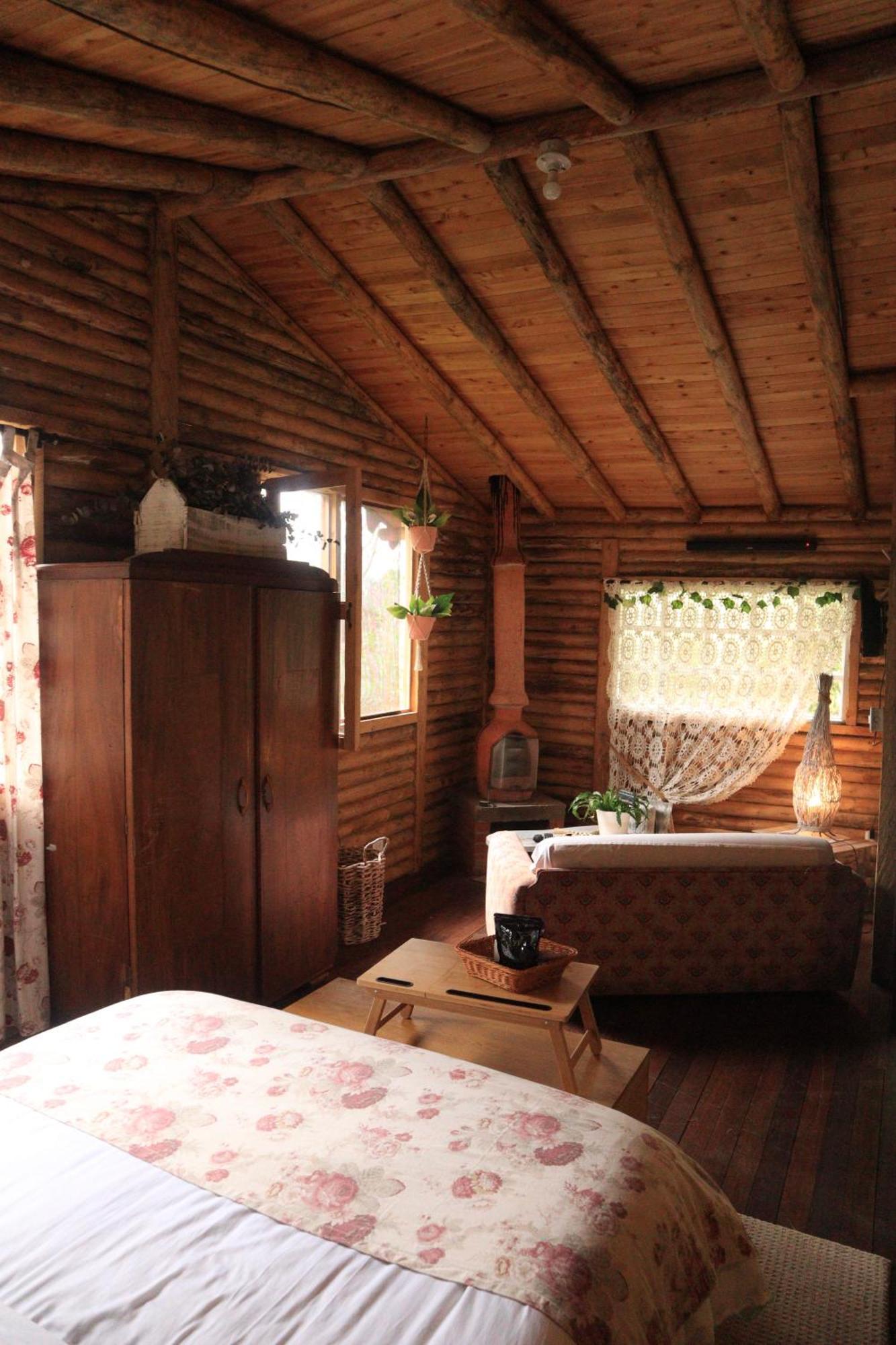 Kumini Cabanas *