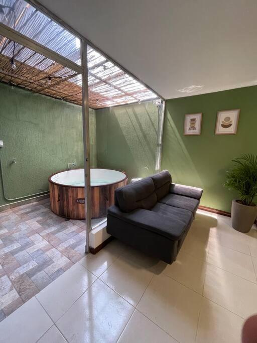 Apartamento W/ Jacuzzi Location/ Parque Lleras *