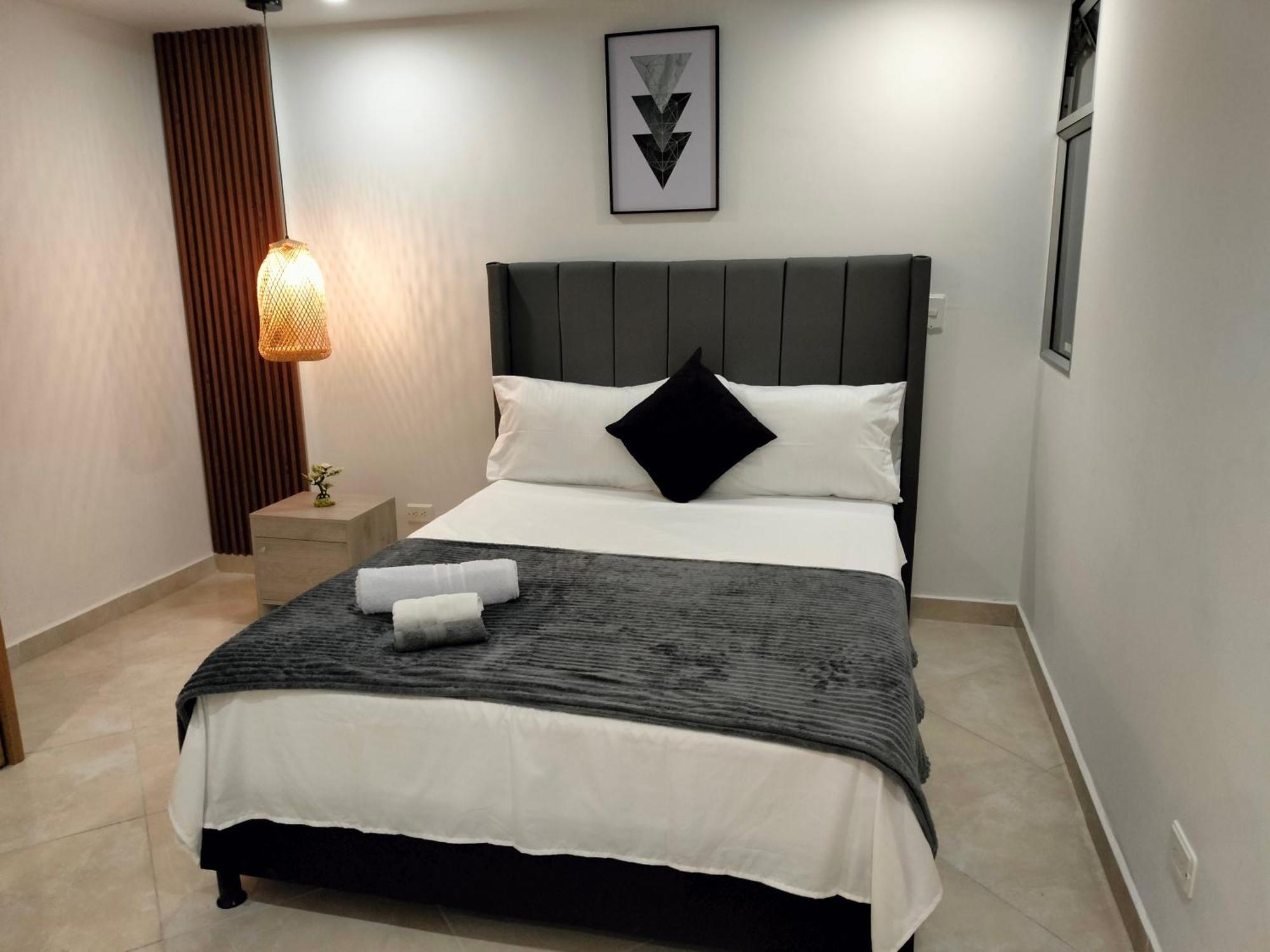 Exclusivo Apto Lujoso Central, Sereno Y Comodo Apartamento *