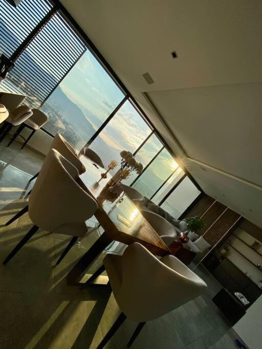 Penthouse Luxurytravelhome Poblado Apartamento