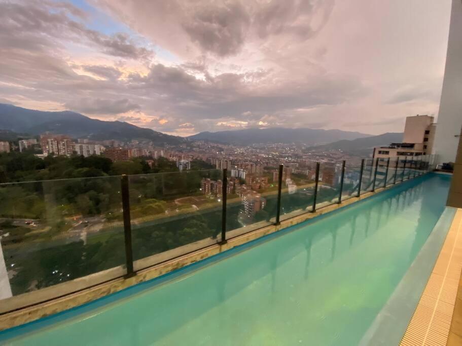 Penthouse Luxurytravelhome Poblado * Medellín