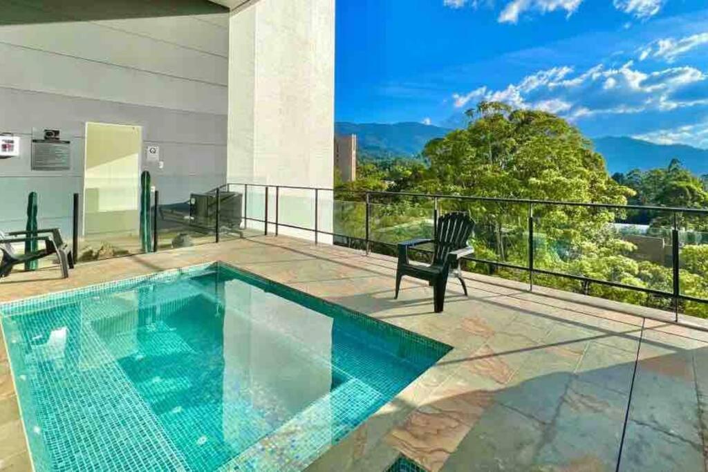 Penthouse Luxurytravelhome Poblado Apartamento *
