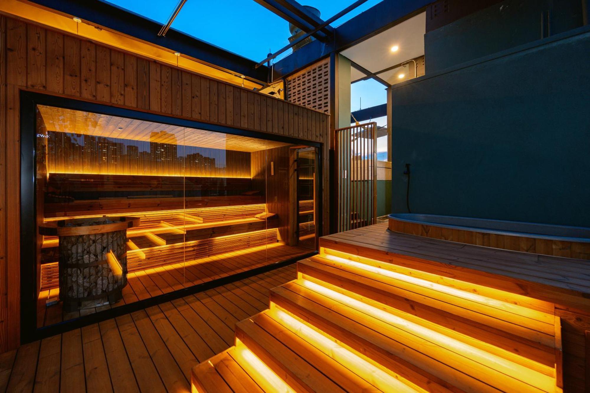 Hotel Celestino Boutique & 4*