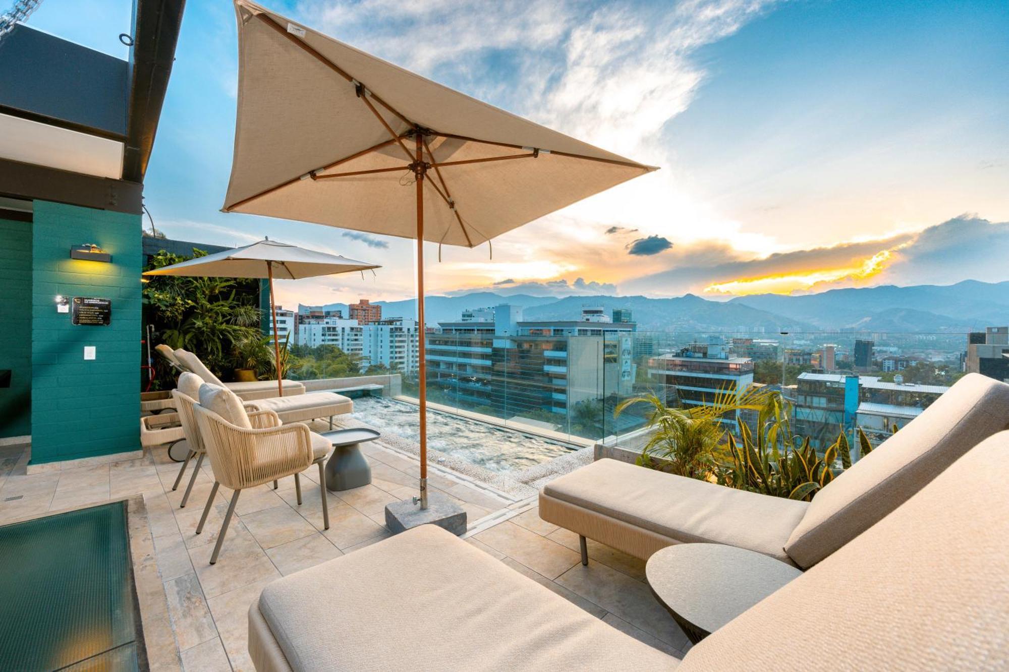 Hotel Celestino Boutique & 4*