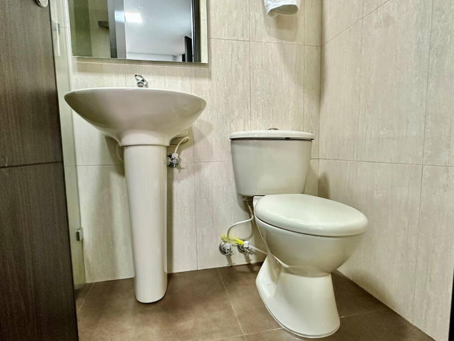 302 Spacious View In El Poblado *
