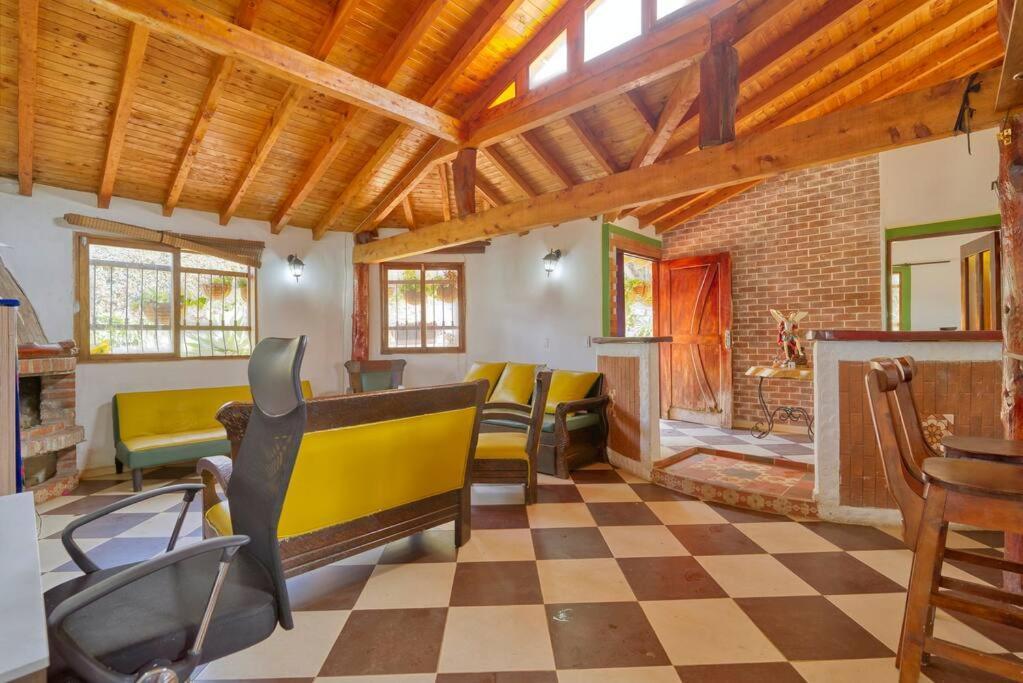 Hermosa Silletera En Holiday home Medellin