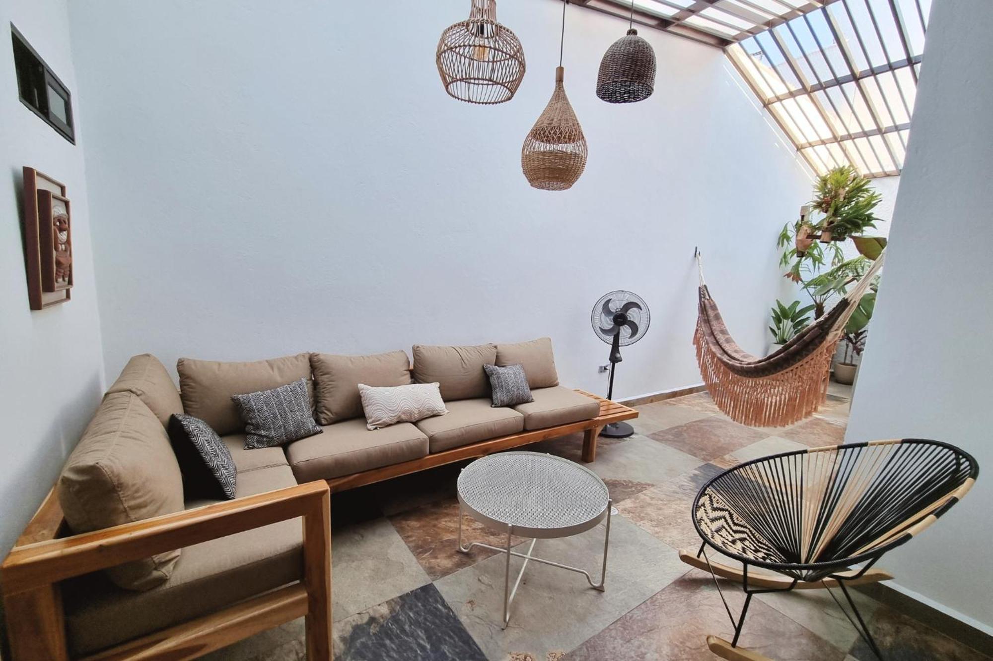 Casa Otrabanda Medellín