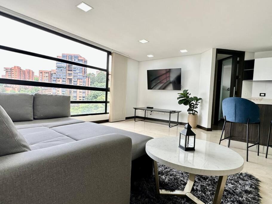 Apartamento 302 Spacious View In El Poblado Medellín