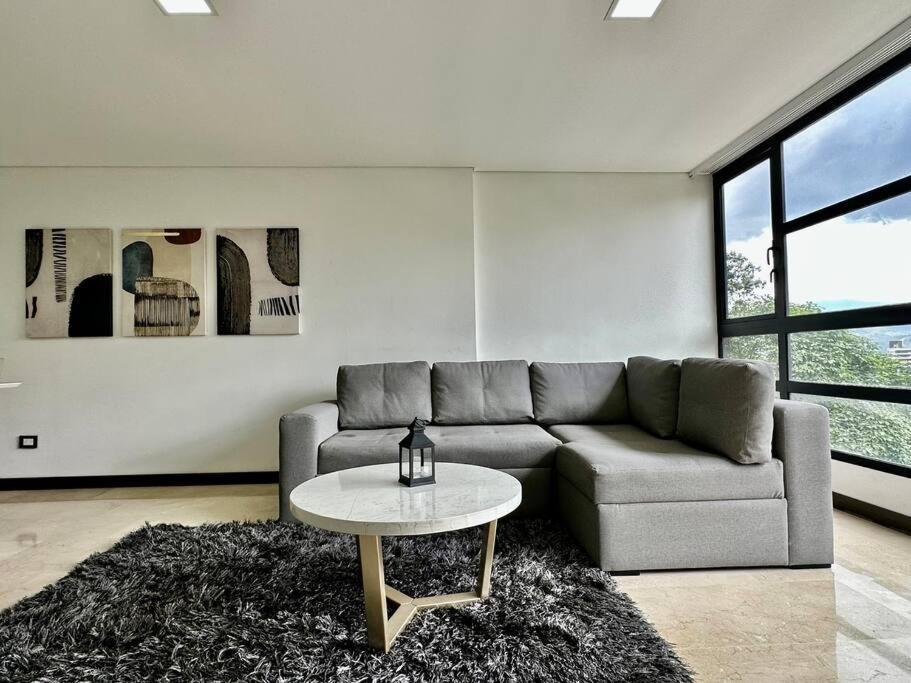 302 Spacious View In El Poblado Apartamento