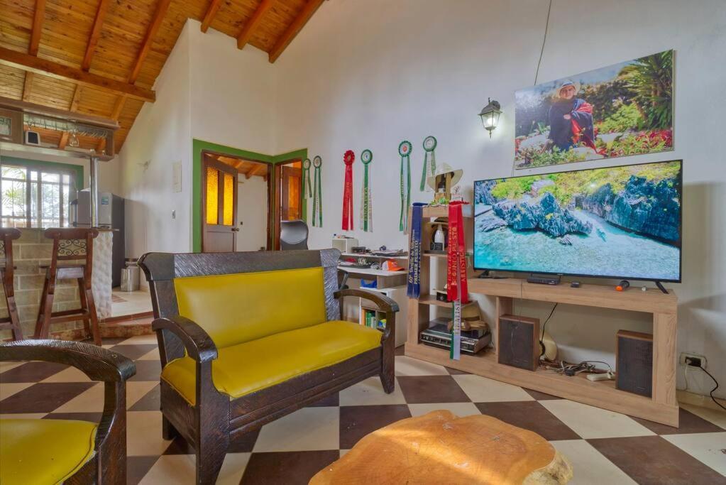 Hermosa Silletera En Holiday home Medellin