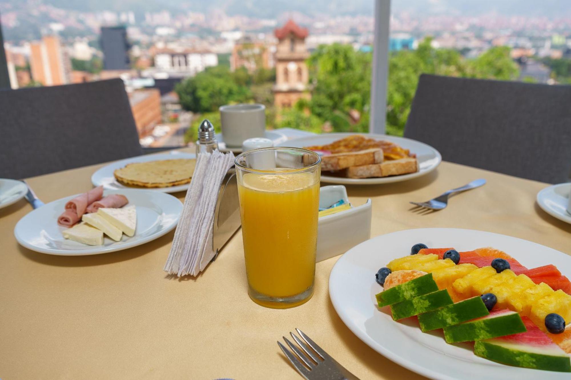 Hotel Torre Poblado