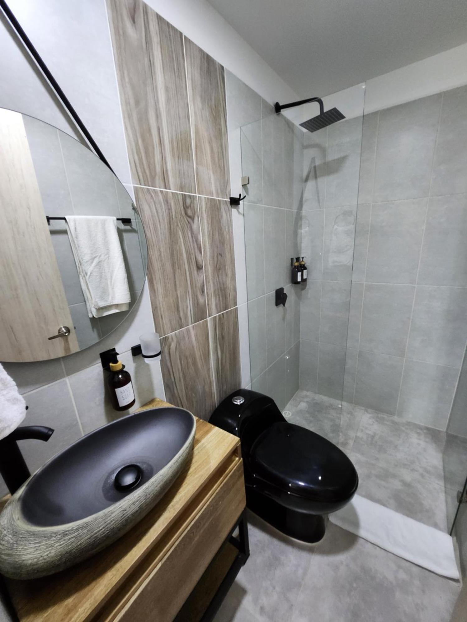 Hermoso En Laureles*aire Acondicionado Medellin