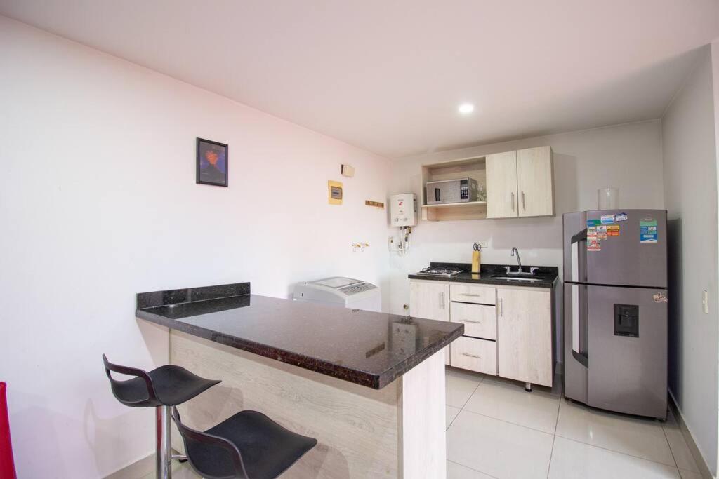 Apartamento Close To The Santa Fe Mall In Poblado 207 *