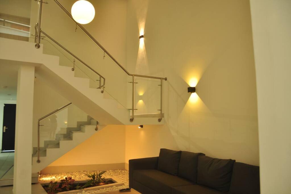 Modern House, With Excellent Location In Apartamento Medellín