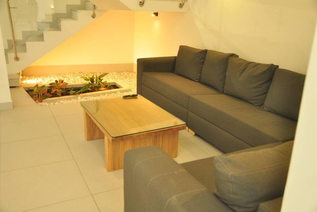 Modern House, With Excellent Location In *
