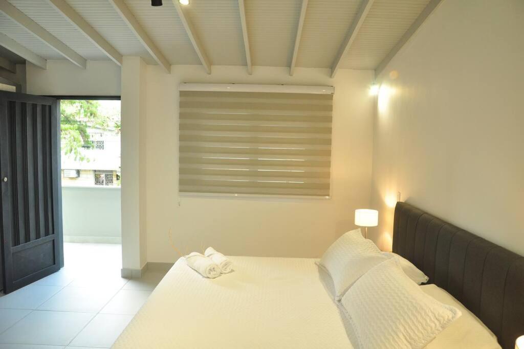 Modern House, With Excellent Location In Medellín