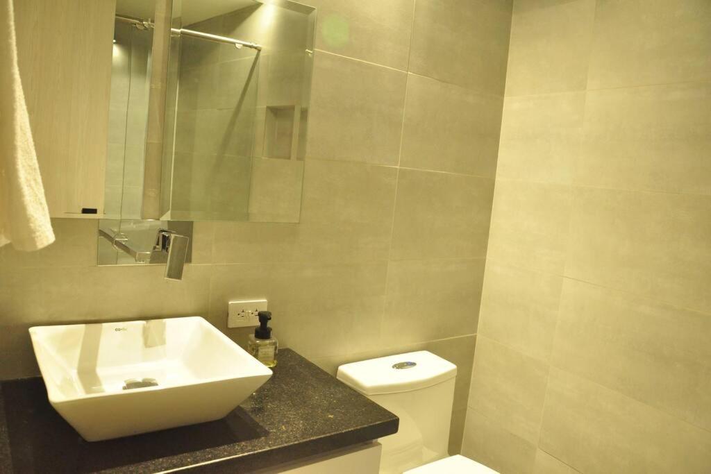 Modern House, With Excellent Location In *