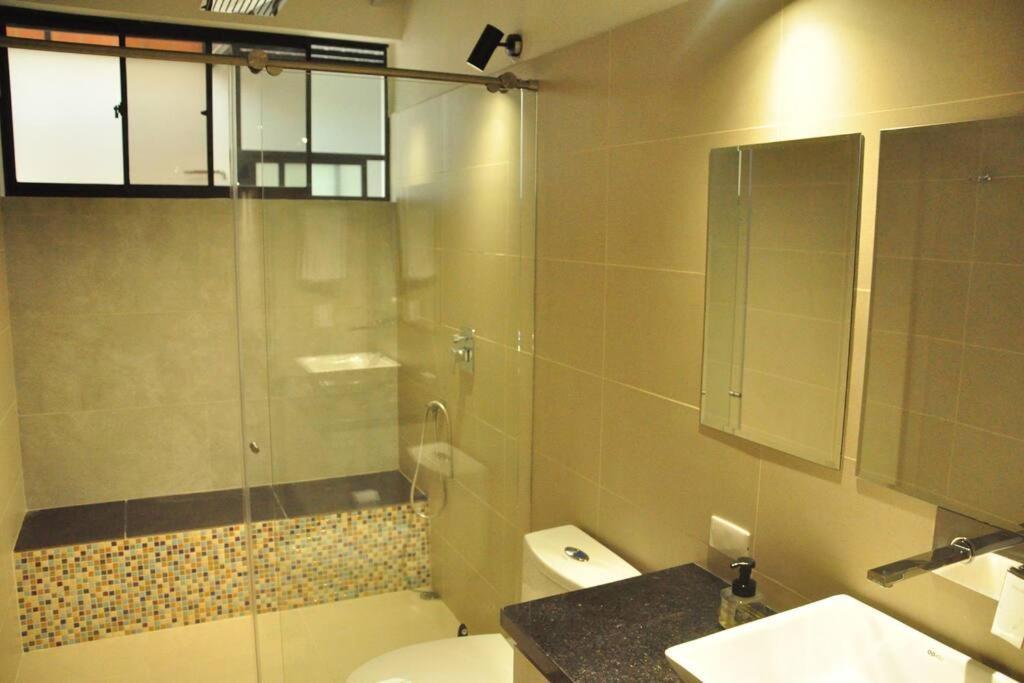 Modern House, With Excellent Location In Apartamento *