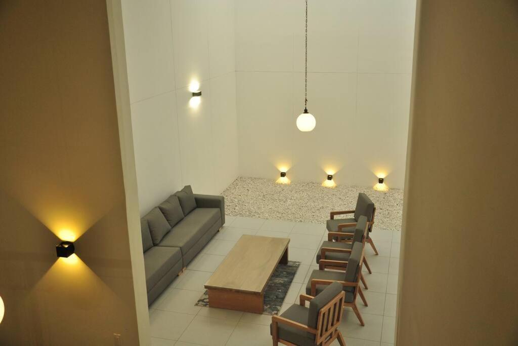 Modern House, With Excellent Location In * Medellín